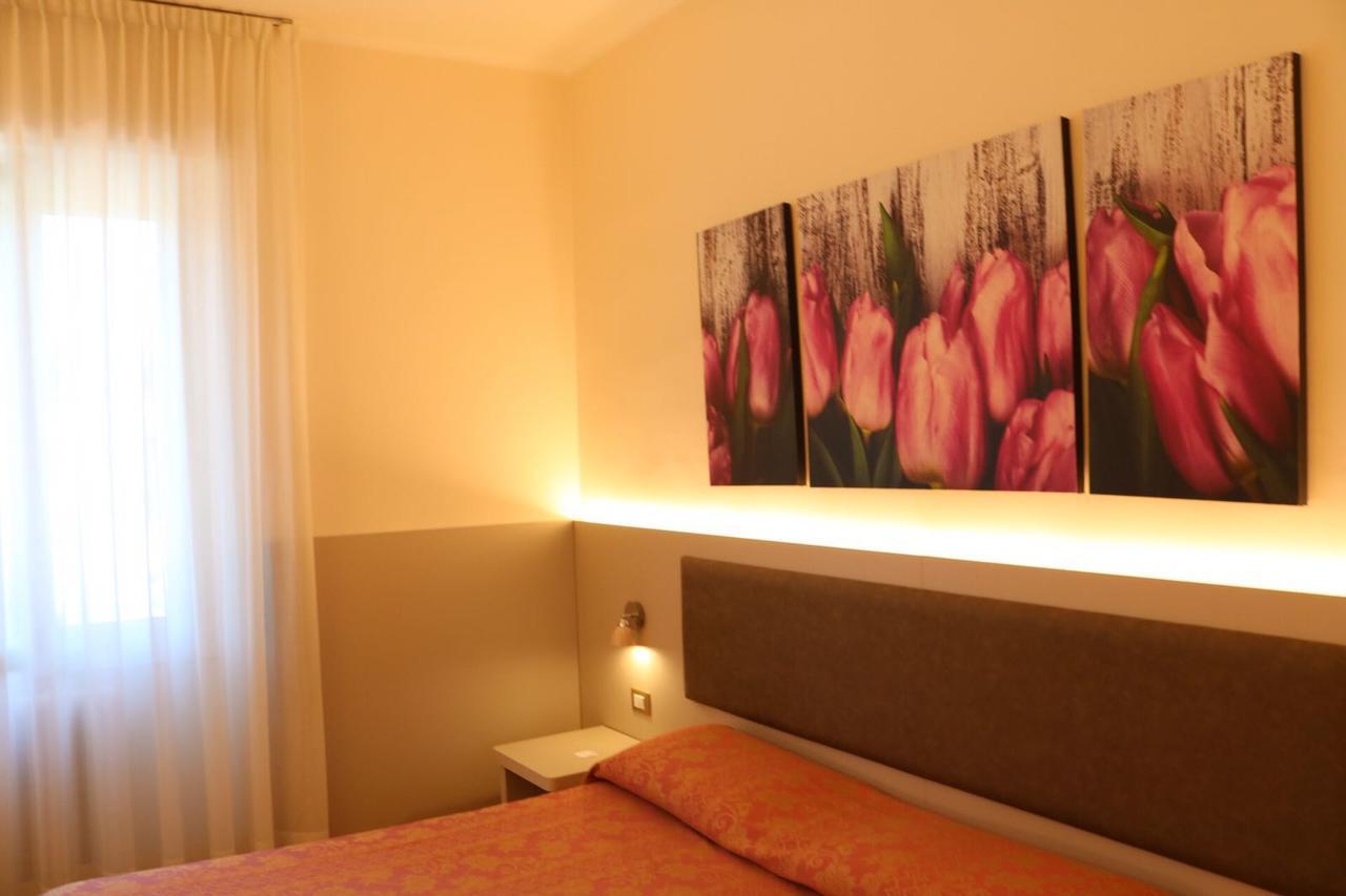 Dipendenza Aurora Apartment Pavia Ngoại thất bức ảnh